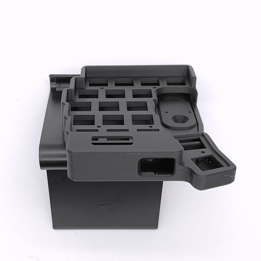 Keyball39 ケース (ケースマウント型)