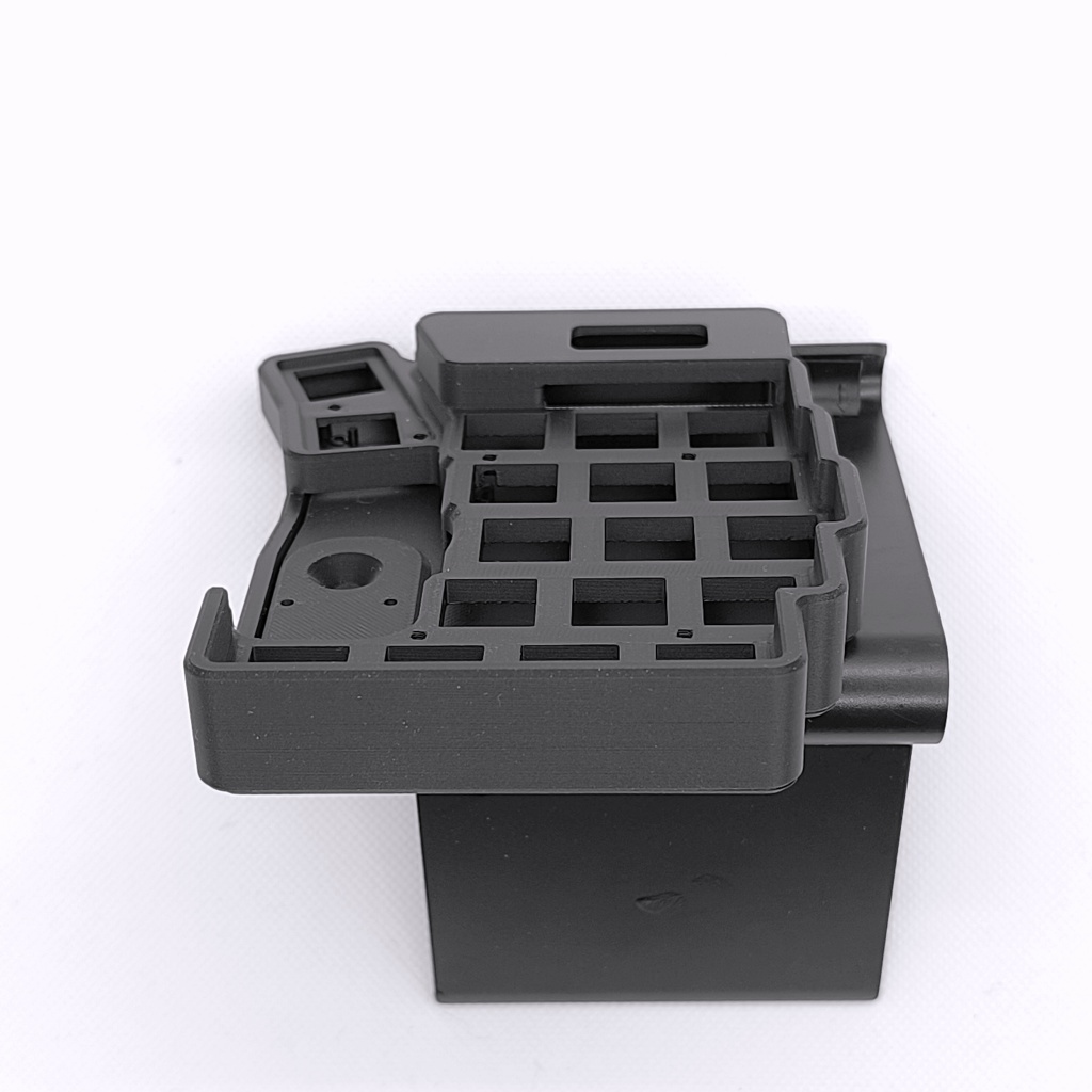 Keyball39 ケース (ケースマウント型)