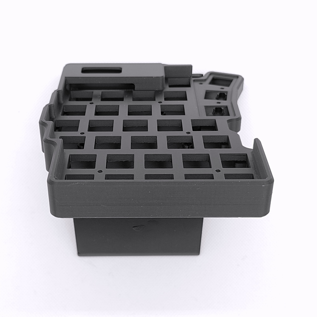 Keyball61 ケース (ケースマウント型)