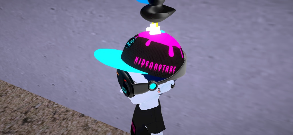 Tシャツ_HIDENNOTARE、baseballcap_HIDENNOTARE