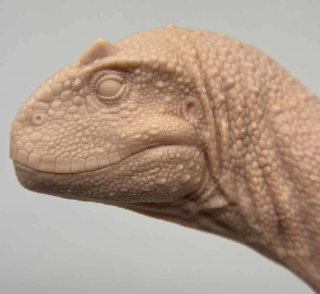 幼体カルノタウルス ガレージキット 未塗装フィギュア