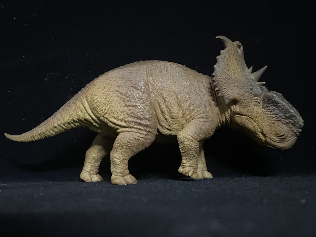 パキリノサウルス ガレージキット 未塗装フィギュア 15cm