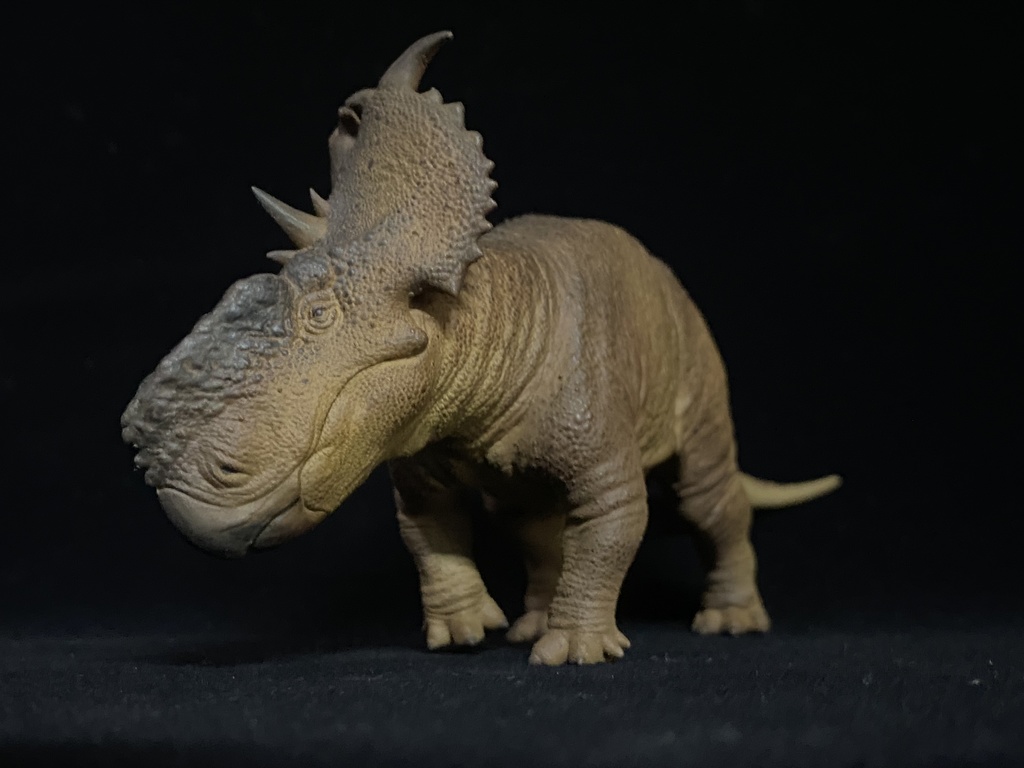 パキリノサウルス ガレージキット 未塗装フィギュア 25cm