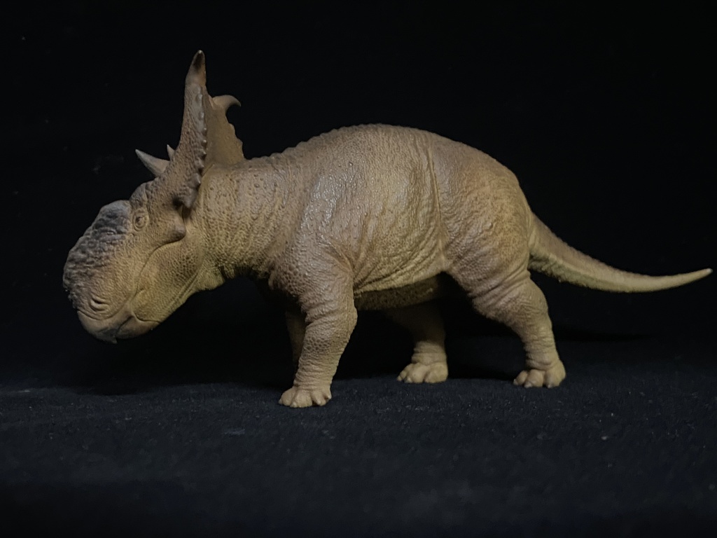 パキリノサウルス ガレージキット 未塗装フィギュア 25cm