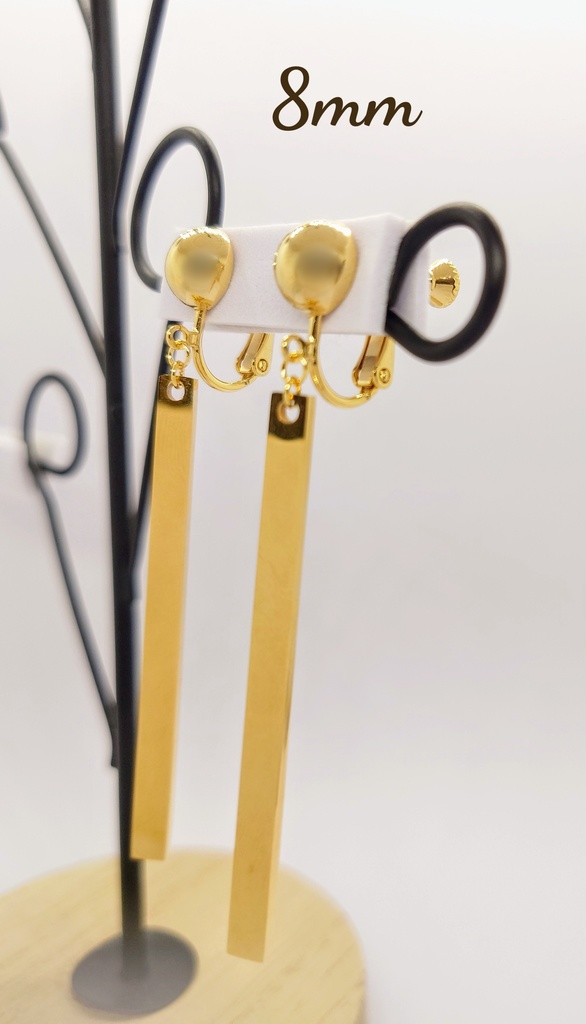 【赤き麗人の耳飾り】イヤリング〘鉄アレ対応❌〙球体8mm