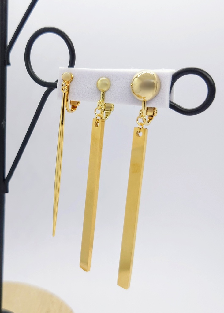 【赤き麗人の耳飾り】イヤリング〘鉄アレ対応❌〙球体8mm