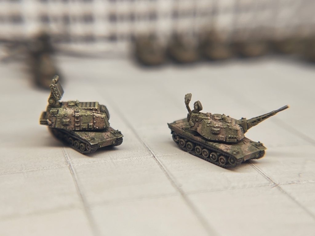 1/700 90式改 対空戦車セット (架空車両)