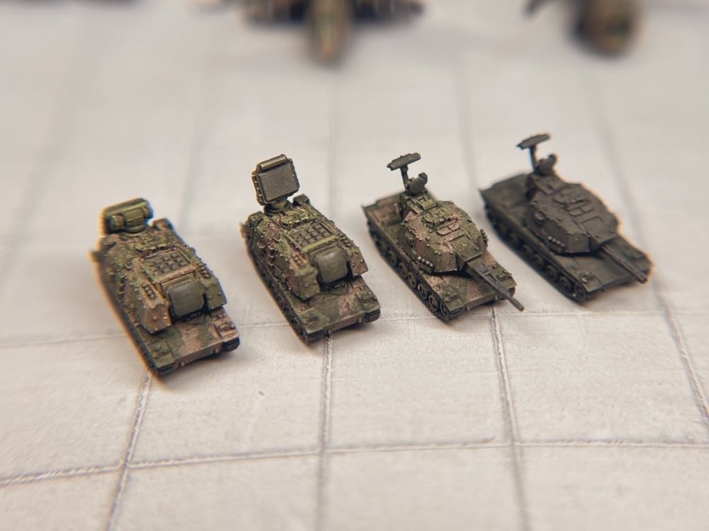 1/700 90式改 対空戦車セット (架空車両)