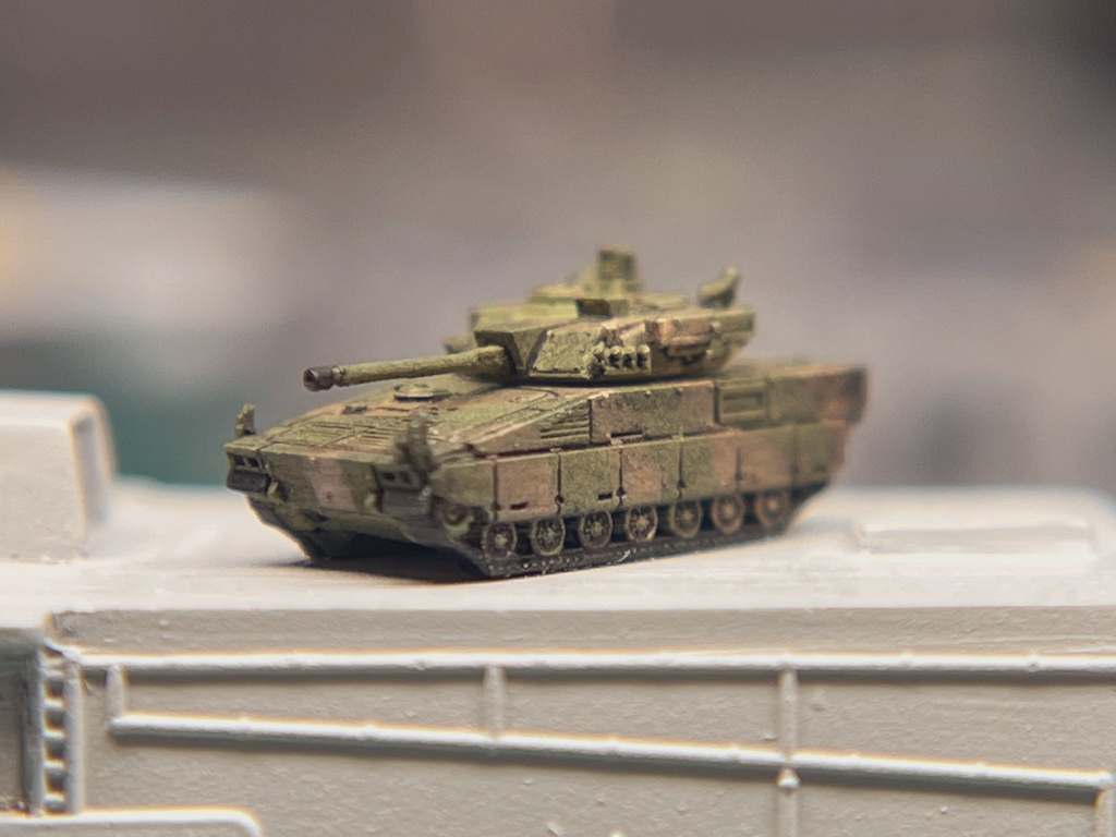 1/700 共通戦術装甲車 装軌型セット①