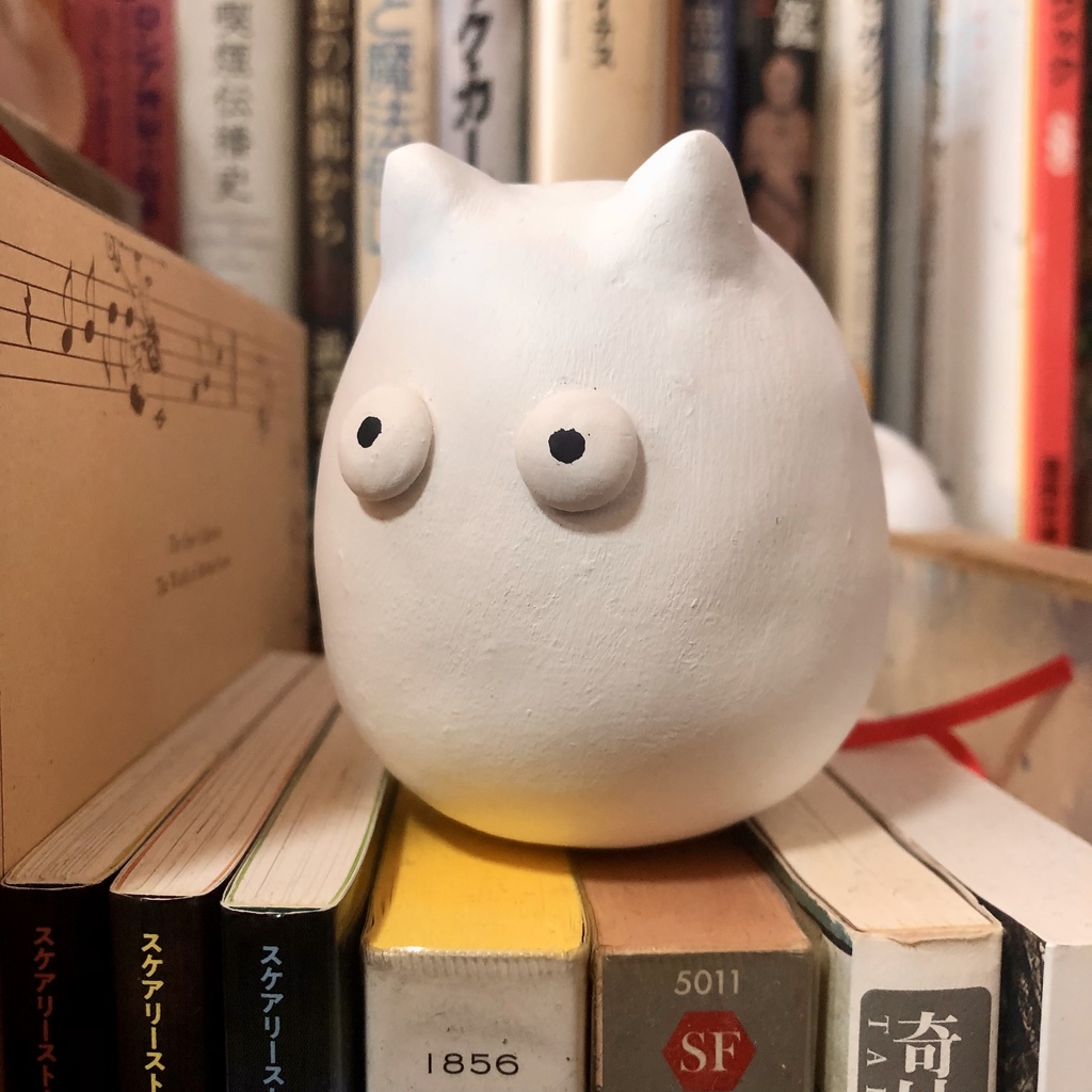 【Moi-Moi 角】本棚の隣人妖精・起き上がりこぼし