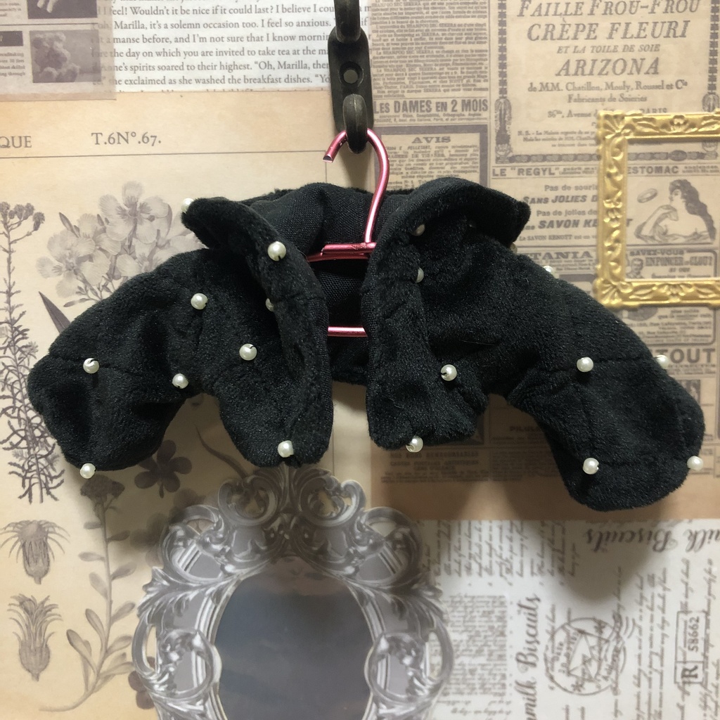 ダイヤステッチ×パールのフード付きショートジャケット