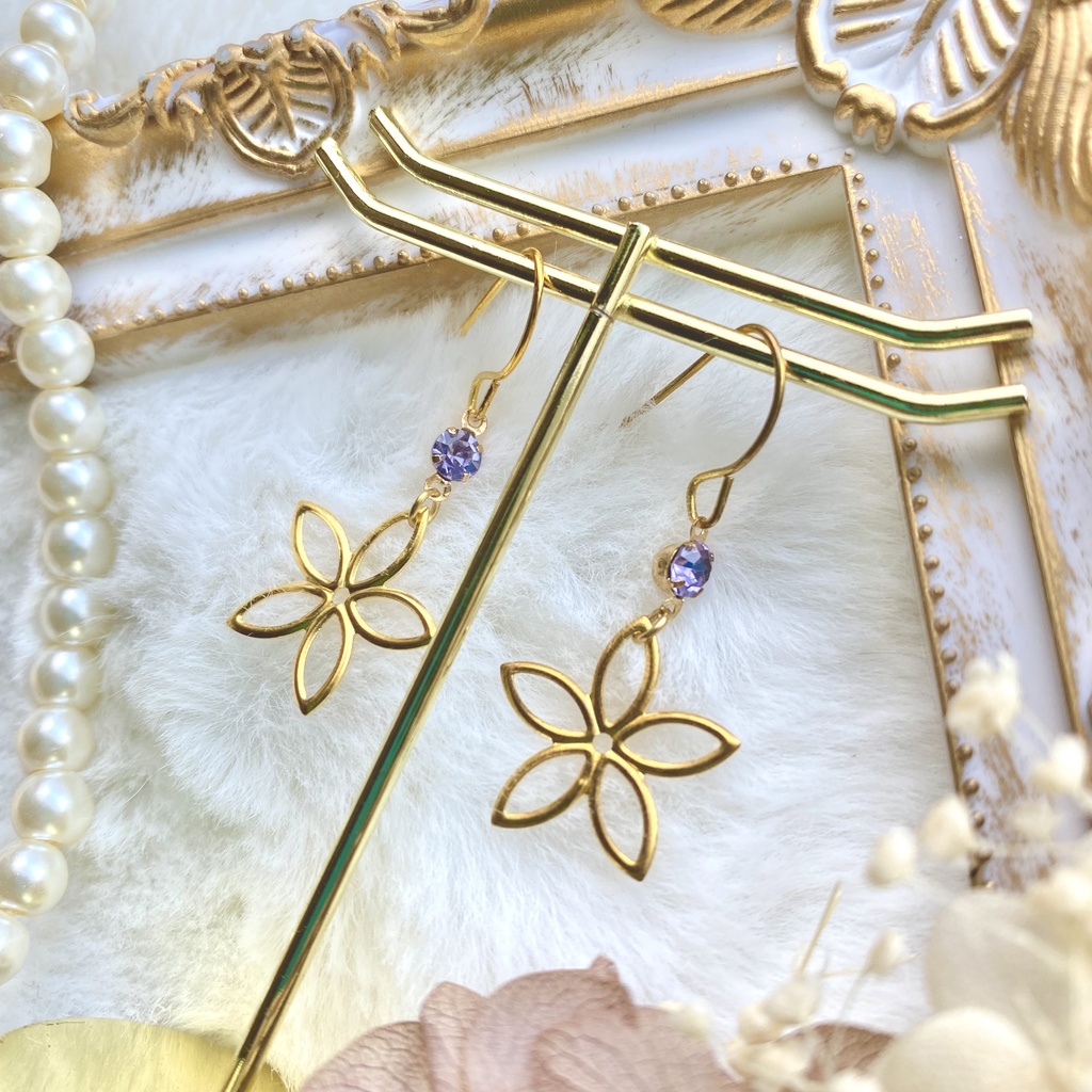 フラワー🌷ピアス(イヤリング)