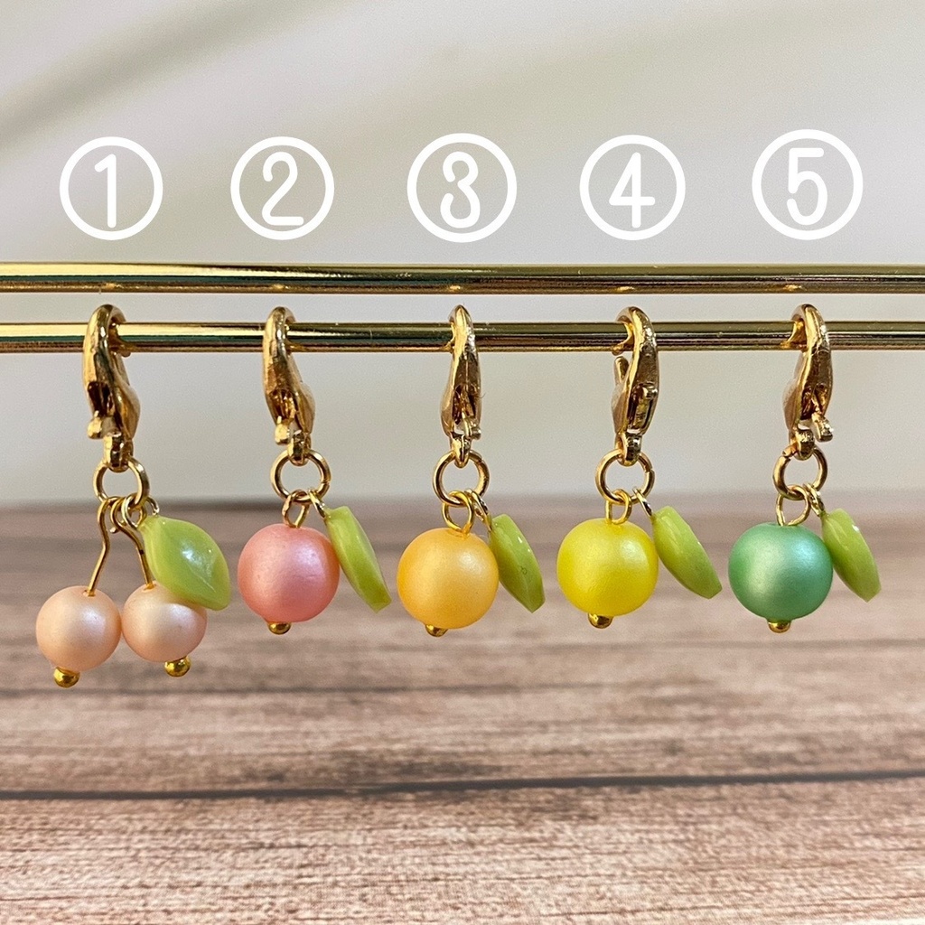 フルーツのマスクチャーム