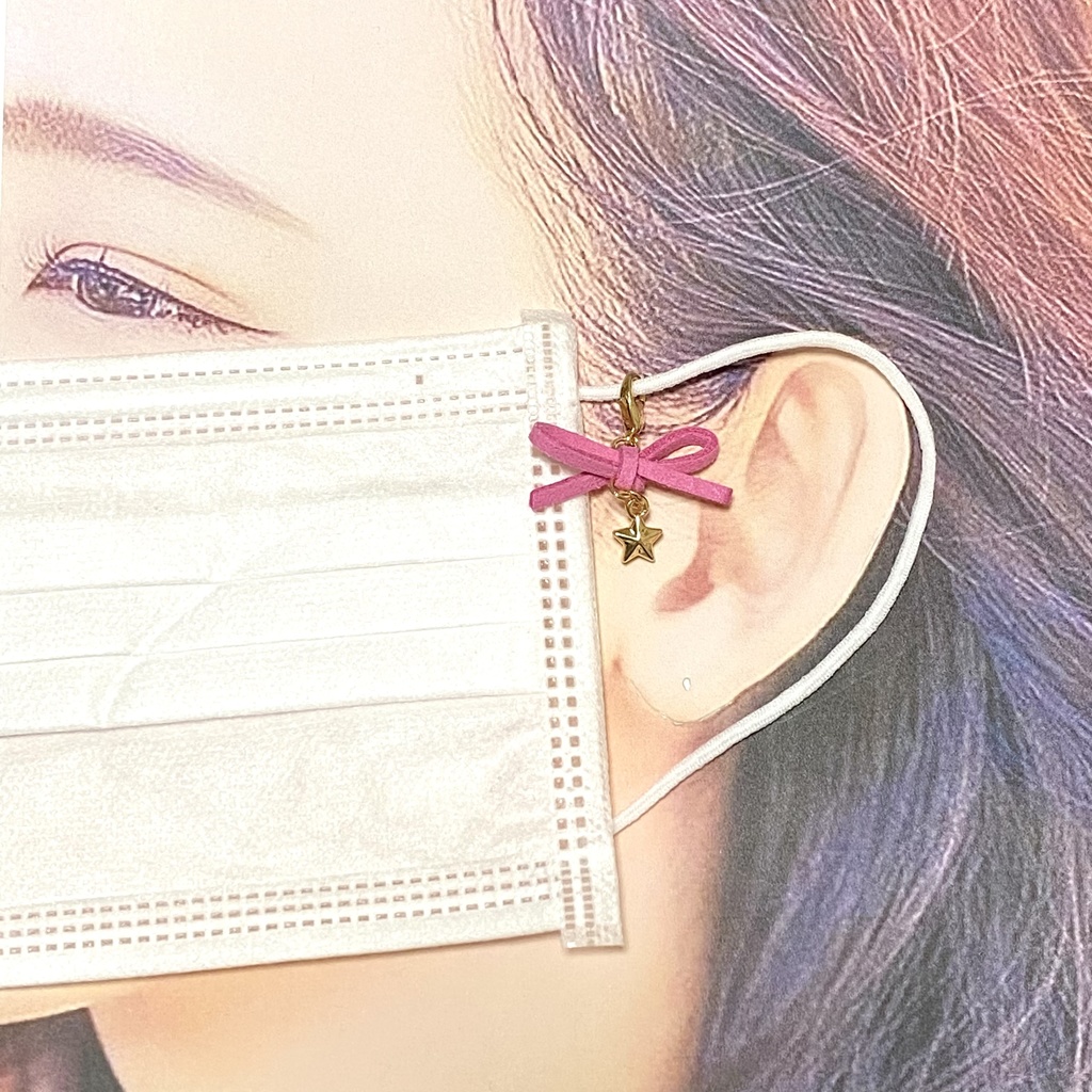 スウェードリボンのマスクチャーム