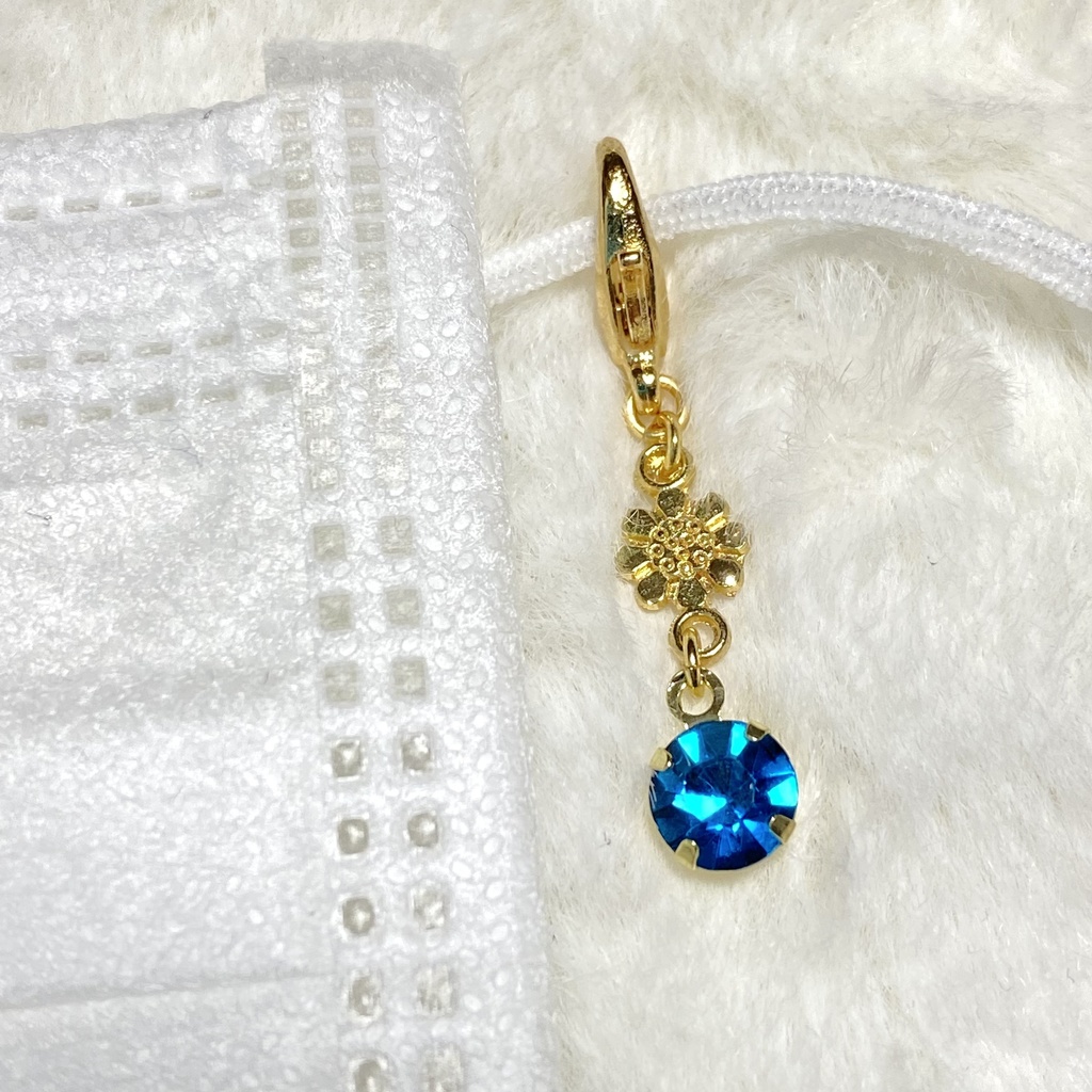 お花とストーンのマスクチャーム