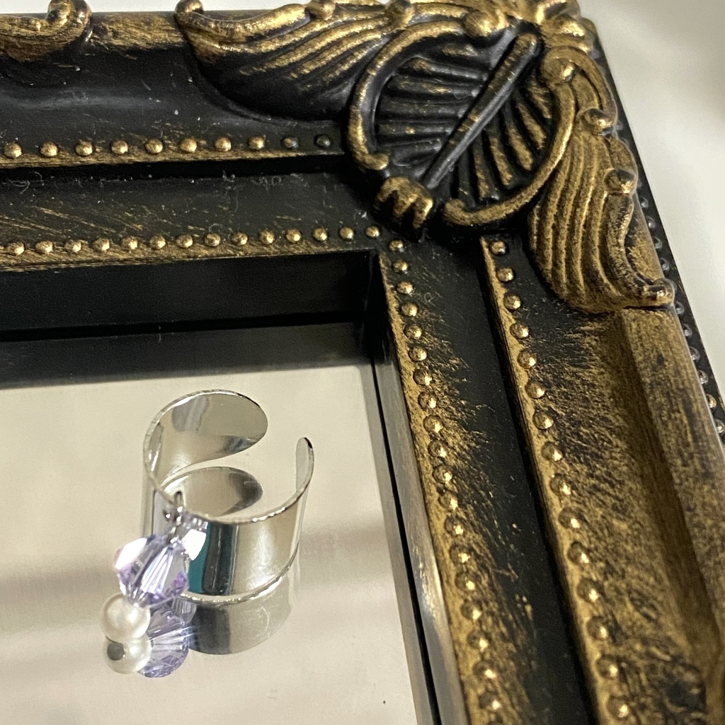 スワロフスキーとパールのイヤーカフ