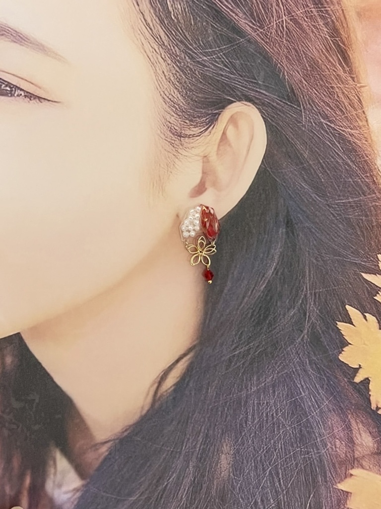 キュートなフラワーピアス(イヤリング)