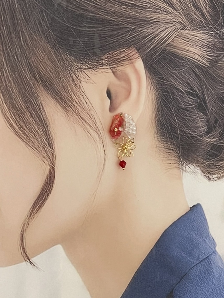 キュートなフラワーピアス(イヤリング)