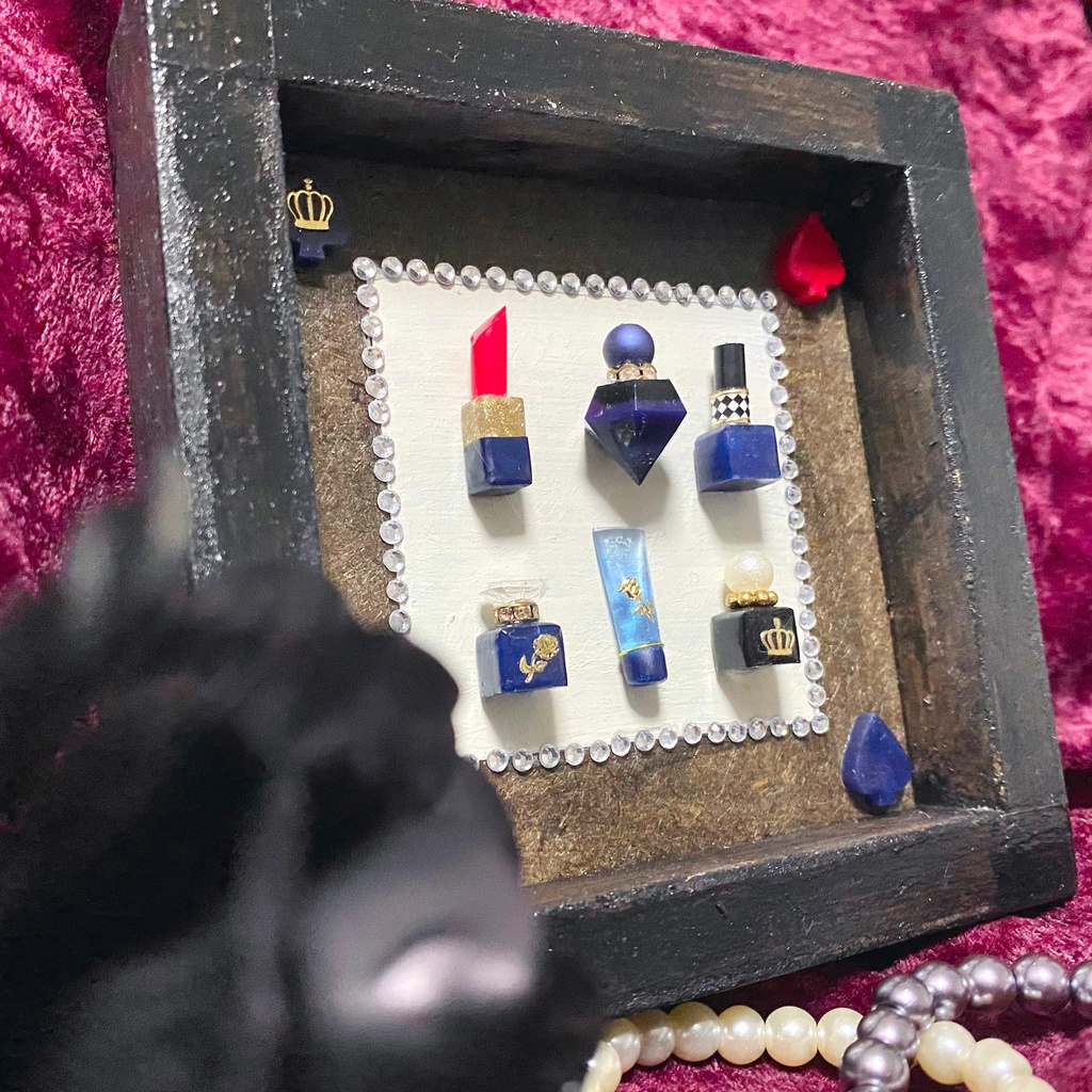 ハートとスペードのメイクセット(置き物)