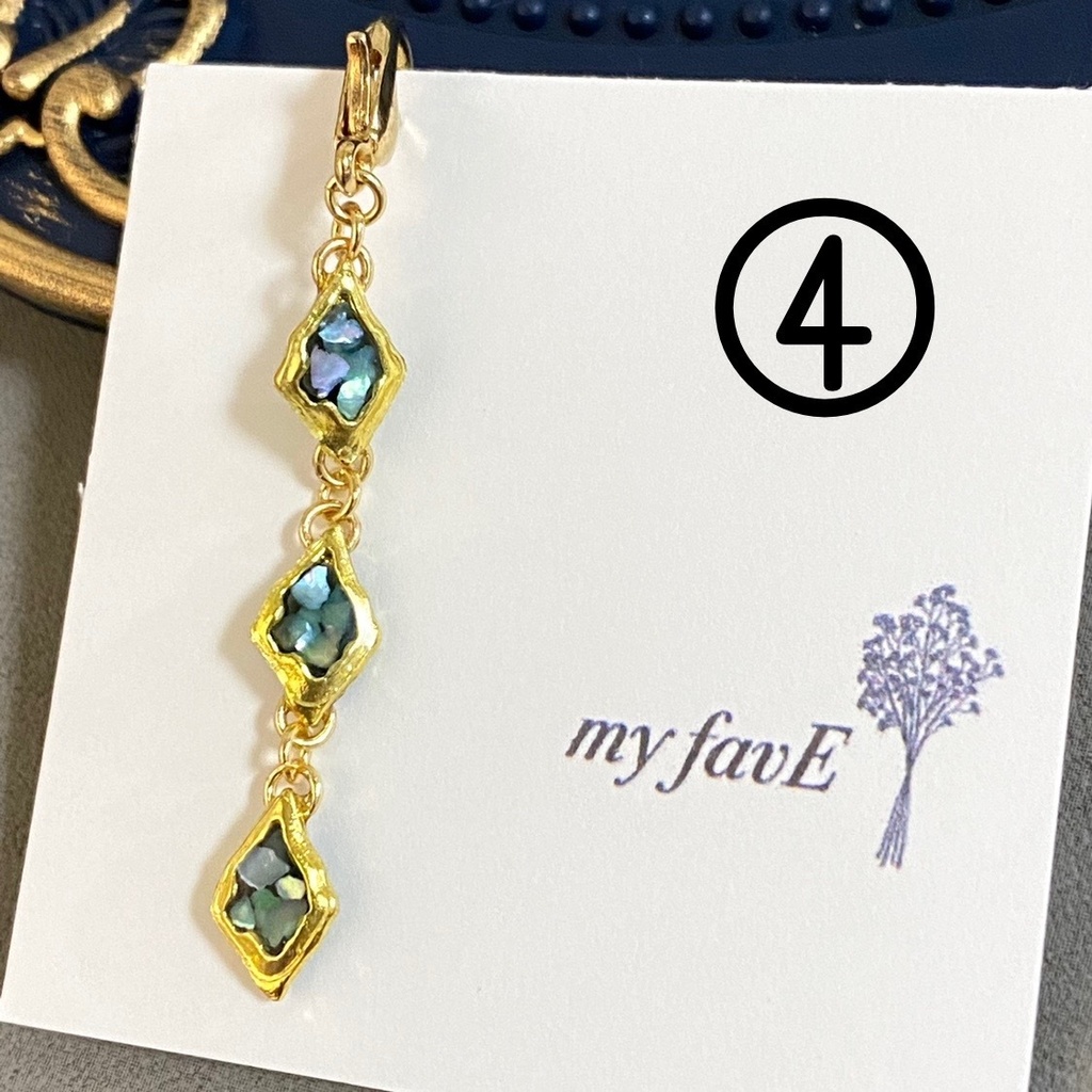 人魚の鱗のピアス&マスクチャーム