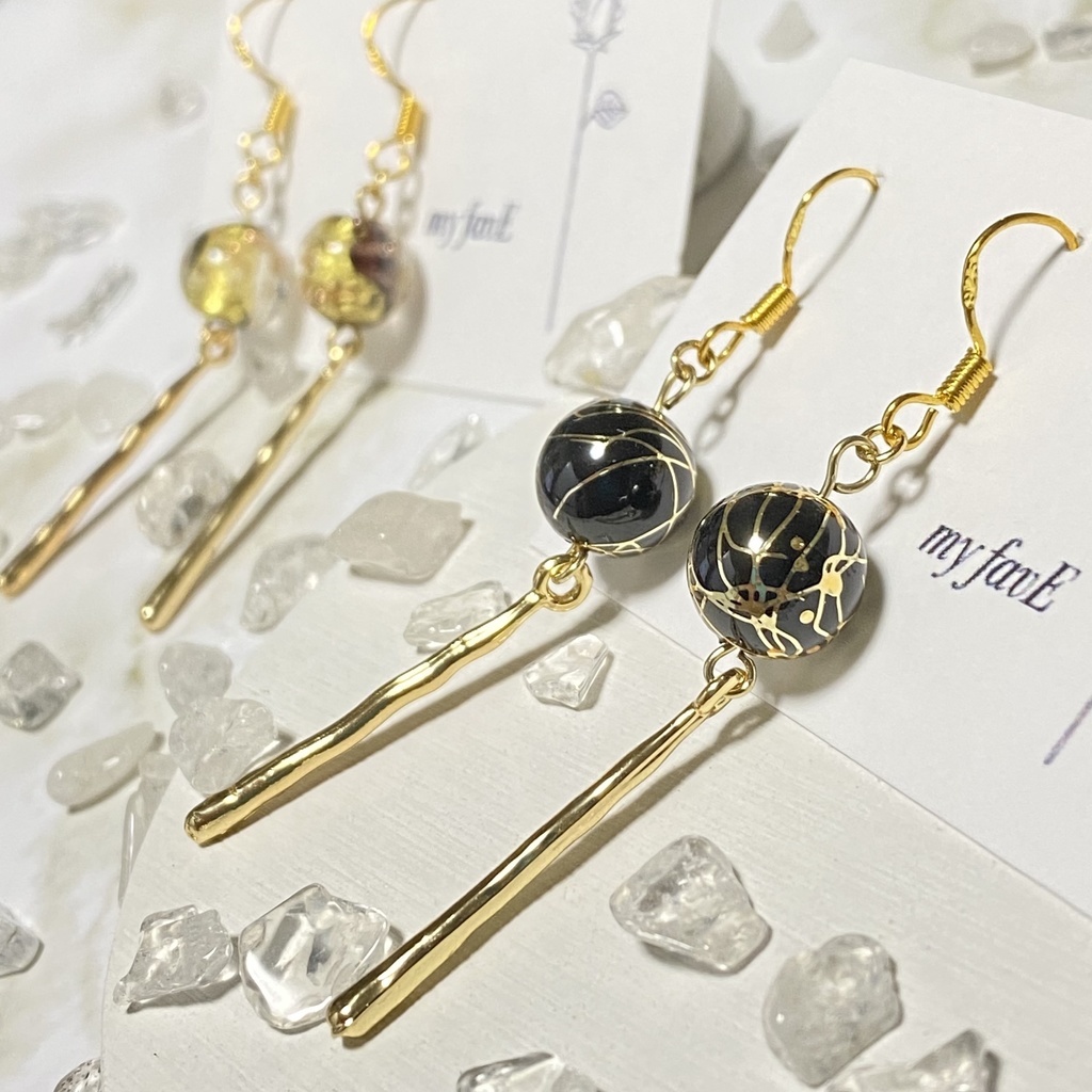 蜻蛉玉と瑠璃ビーズピアス(イヤリング)