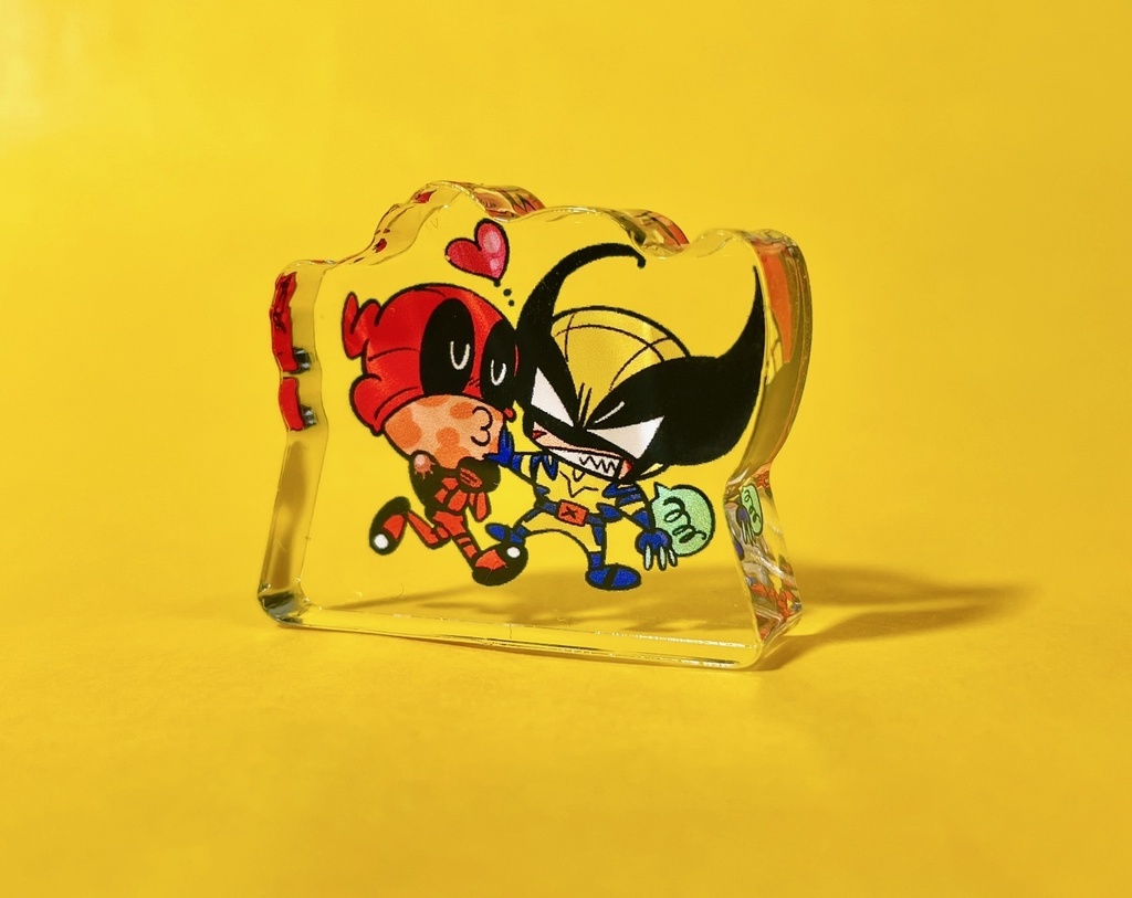 デウ自立アクリルスタンド