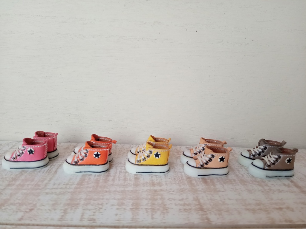 ハイカットスニーカー【ソール白】1/12サイズ