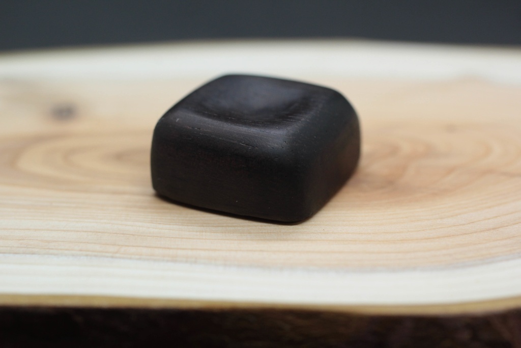 Series:Wood まるっと黒檀(XDAプロファイル)