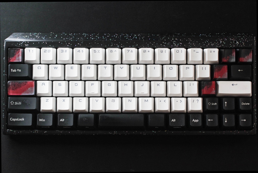 キーキャップ Series:Layer Blood flow