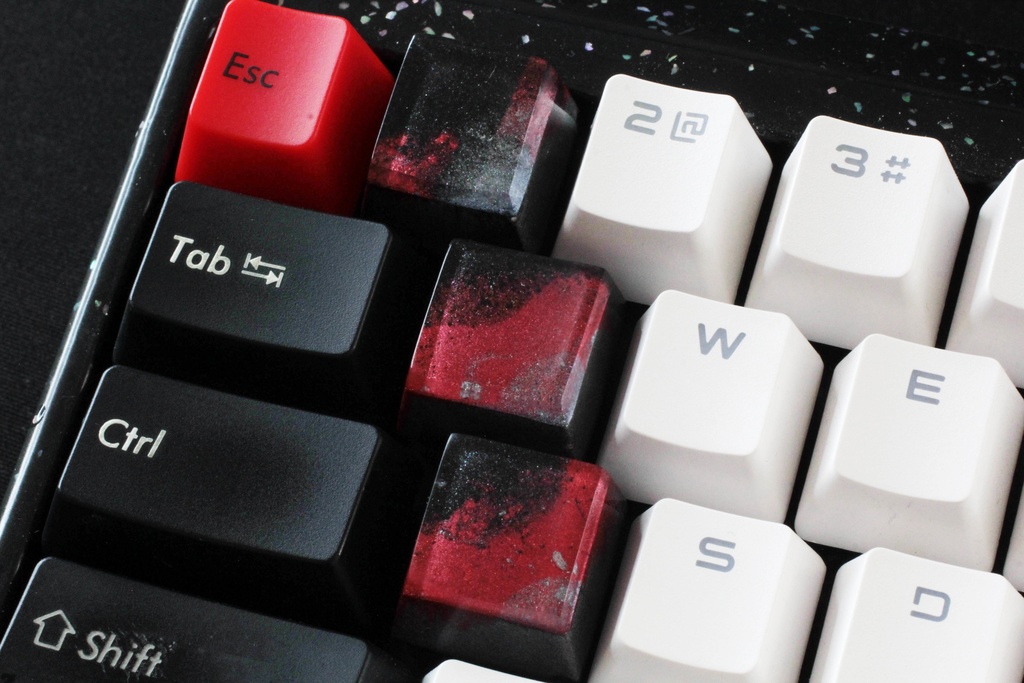 キーキャップ Series:Layer Blood flow