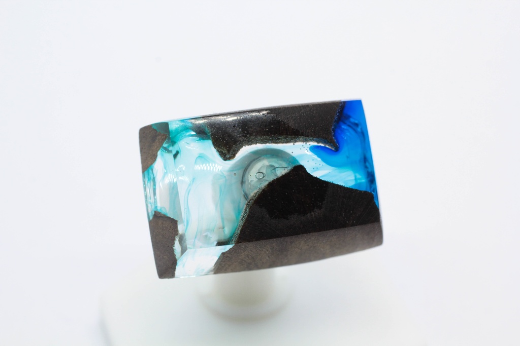 Series: Wood resin sea cave