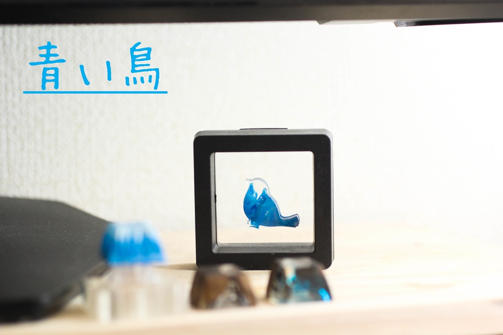ディスプレイー アルコールインクアートの小鳥