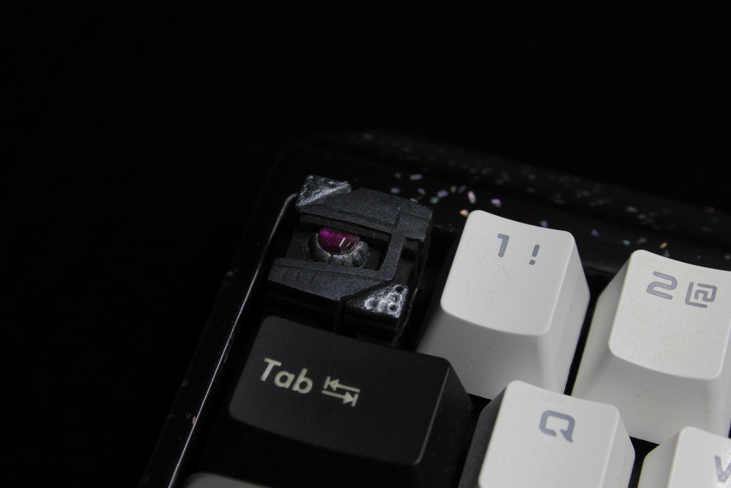 モノアイキーキャップ