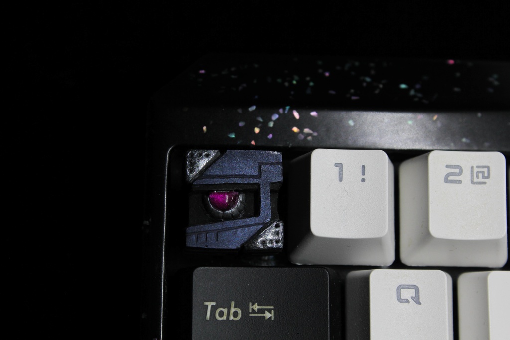 モノアイキーキャップ