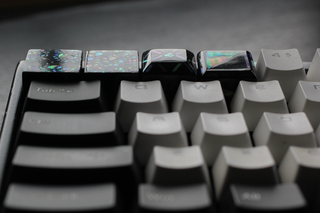 Series: 螺鈿(Raden)