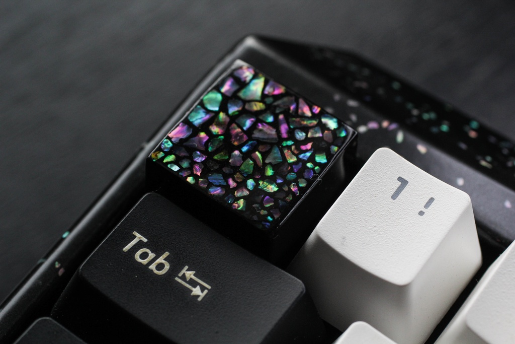 Series: 螺鈿(Raden)