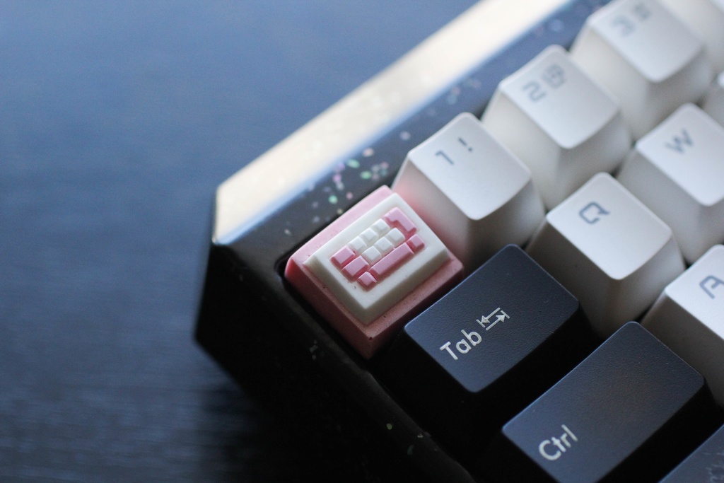 Series: Small ISO keyboard -Pink