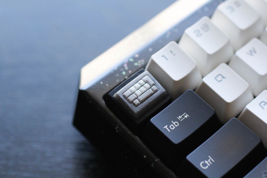 Series: Small ISO keyboard ‐Monochrome