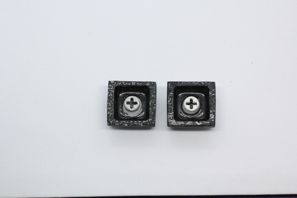 Series: Small ISO keyboard ‐Monochrome