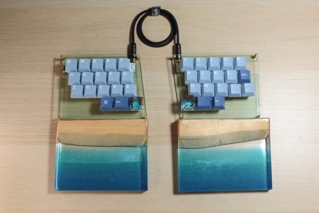 Sea shore palm rest 分割型ウッドレジンパームレスト