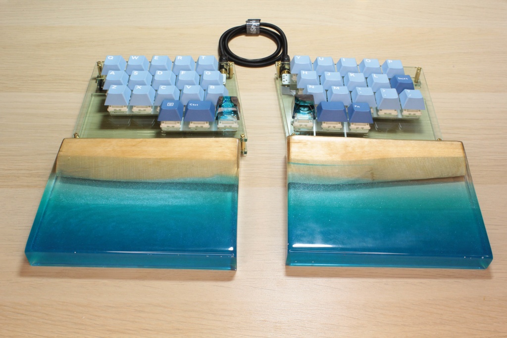 Sea shore palm rest 分割型ウッドレジンパームレスト