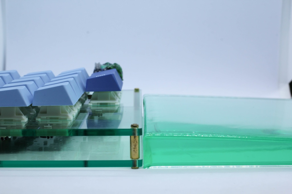 【試作】Glass Edge Color Palm rest 分割型ガラス風パームレスト