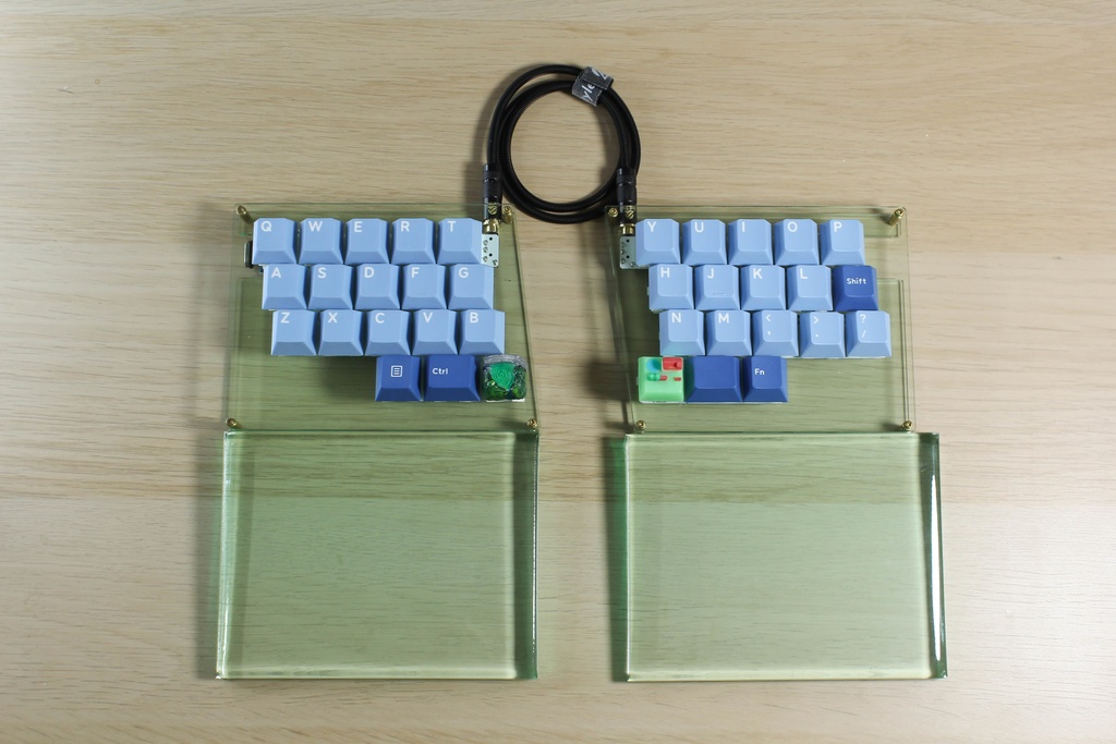 【試作】Glass Edge Color Palm rest 分割型ガラス風パームレスト