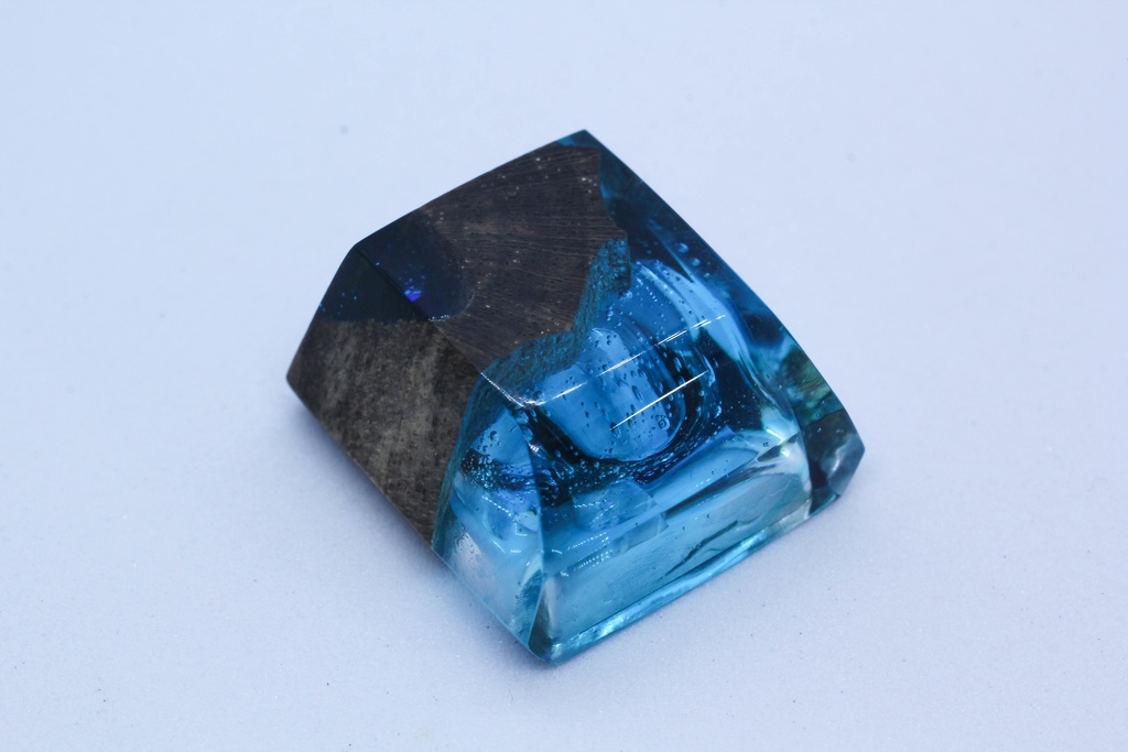 Series: Wood resin 3