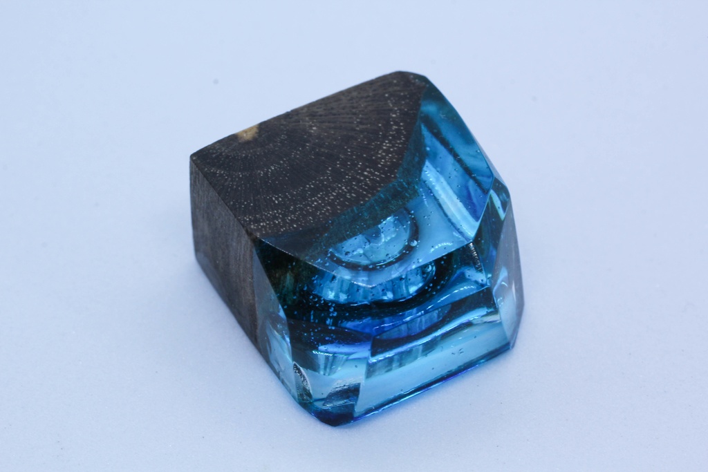 Series: Wood resin 3