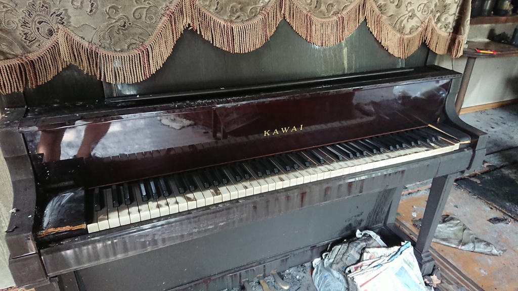 全焼一軒家@内観撮影メイン150枚(外観ビフォーアフターあり)