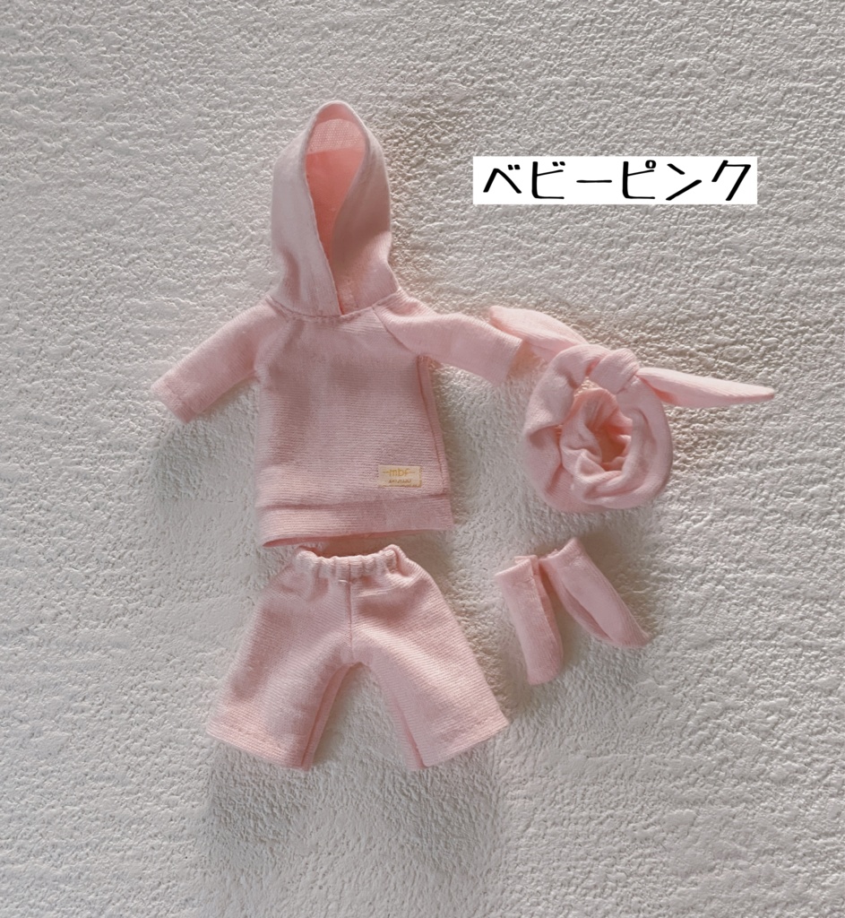 秋の夜長のナイトウエアセット