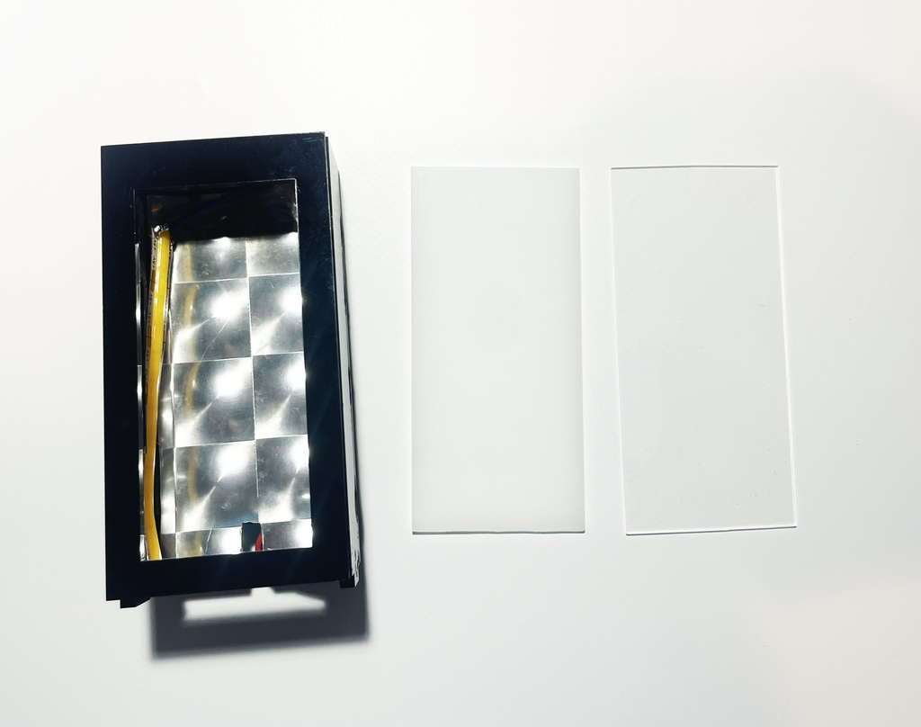 コマフィルムケース