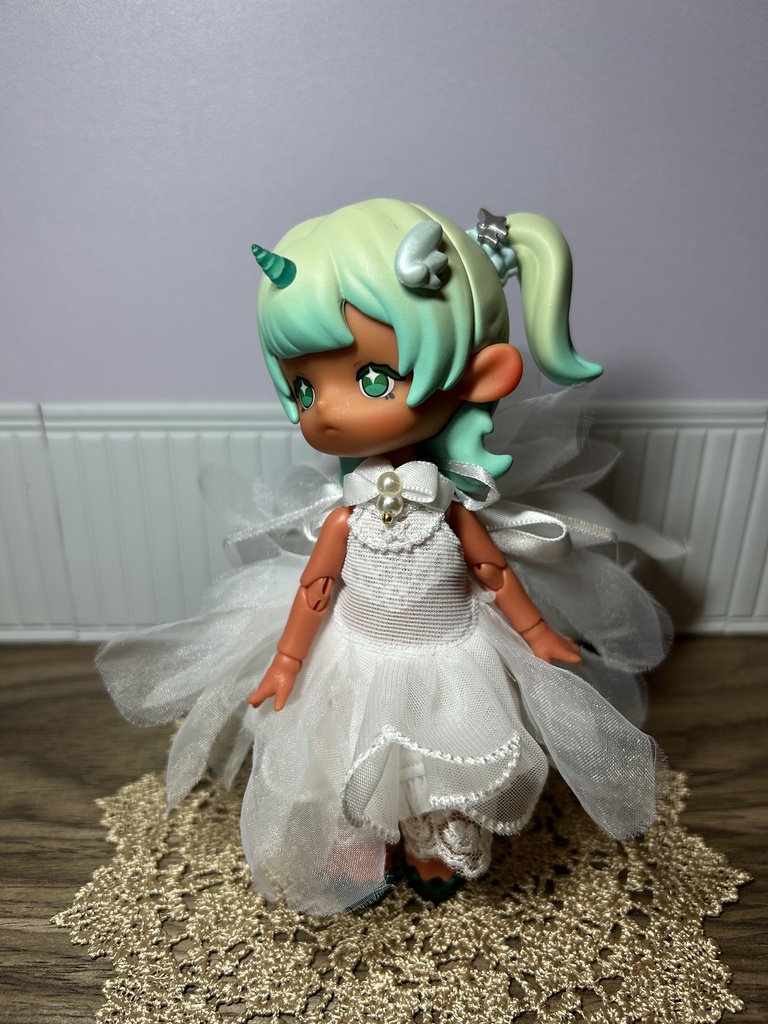 雪金魚のドレス