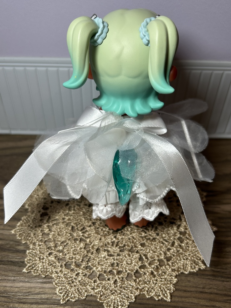 雪金魚のドレス